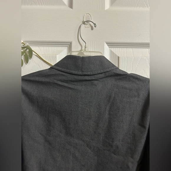 Burberry London Women’s Collared Grey Zip Up Jacket with Plaid Lining - S - Picture 10 of 10